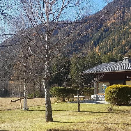 Chalet L'Ilet Ensoleille /Sunny Island Chalet Chamonix Exterior photo